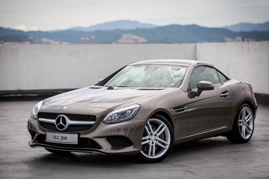  Mercedes-Benz SLC200 2017 года  (MY) (фото 17 из 21)